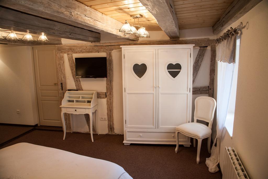 Chambre Le Hupsa Pfannala Saint-Hippolyte  Room photo